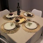 Dom wakacyjny Aglichalet Bosco-Vasca Idromassaggio Privata, Condivisa Tra I Due Chalet, Con Parcheggio Privato Gratuito E Colonnina Ricarica Auto Veloce Con Supplemento *