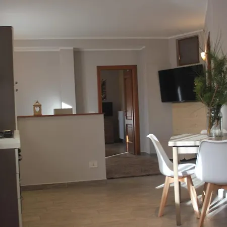 Holiday home Aglichalet Bosco-vasca Idromassaggio Privata, Condivisa Tra I Due Chalet, Con Parcheggio Privato Gratuito E Colonnina Ricarica Auto Veloce Con Supplemento *
