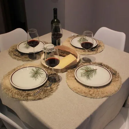 Holiday home Aglichalet Bosco-vasca Idromassaggio Privata, Condivisa Tra I Due Chalet, Con Parcheggio Privato Gratuito E Colonnina Ricarica Auto Veloce Con Supplemento *