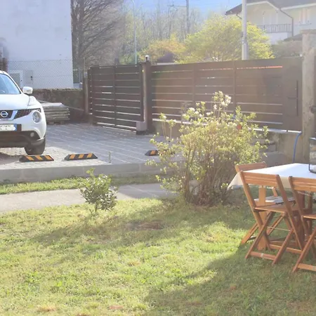 Casa de Férias Aglichalet Bosco-vasca Idromassaggio Privata, Condivisa Tra I Due Chalet, Con Parcheggio Privato Gratuito E Colonnina Ricarica Auto Veloce Con Supplemento *