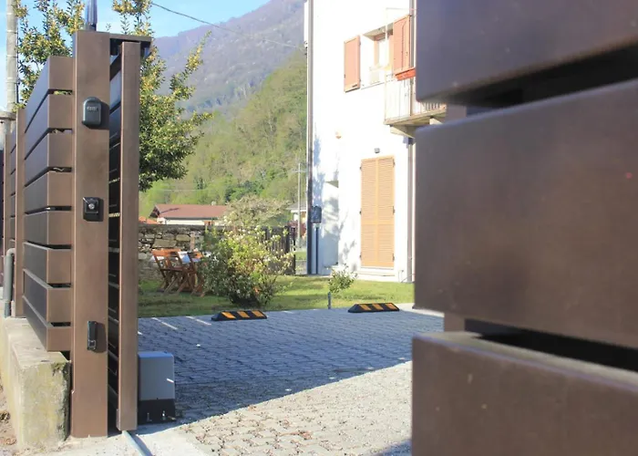 Nyaraló Aglichalet Bosco-Vasca Idromassaggio Privata, Condivisa Tra I Due Chalet, Con Parcheggio Privato Gratuito E Colonnina Ricarica Auto Veloce Con Supplemento