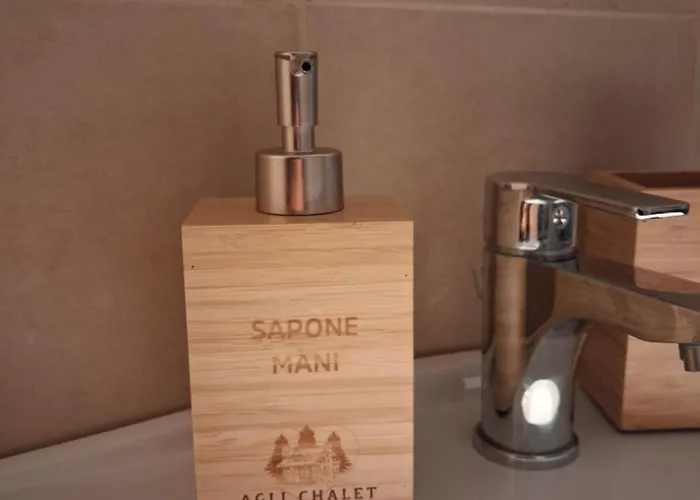 펜션 Aglichalet Bosco-Vasca Idromassaggio Privata, Condivisa Tra I Due Chalet, Con Parcheggio Privato Gratuito E Colonnina Ricarica Auto Veloce Con Supplemento *